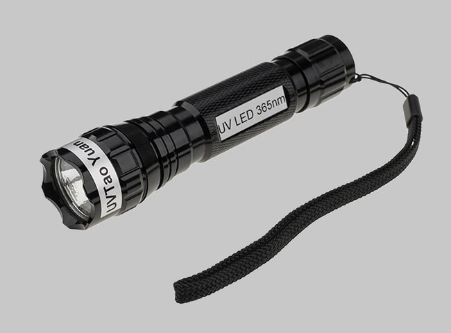 365nm UV LED Flashlight 3W - Click Image to Close